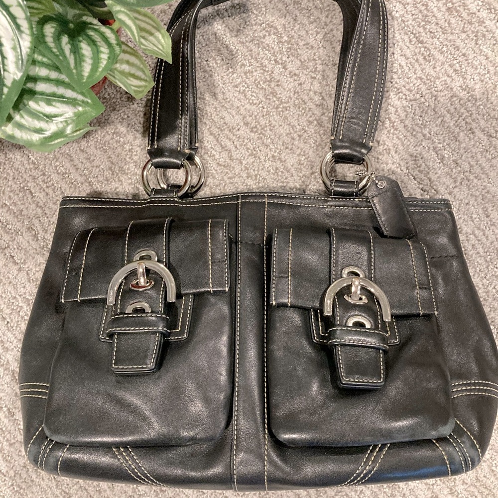 VINTAGE 2005 Soho Black Leather Buckle Coach Satchel